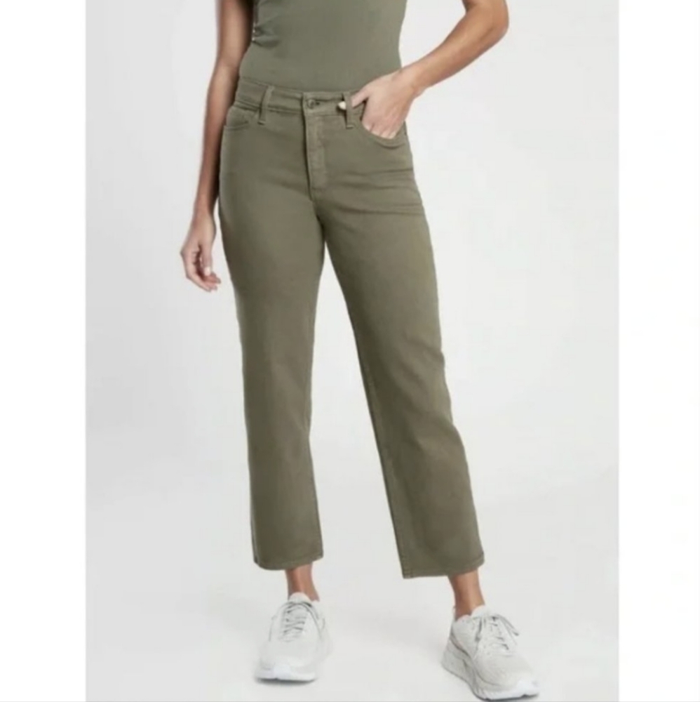 Athleta NWT Flex Straight Crop Jean in Olive Size 6P